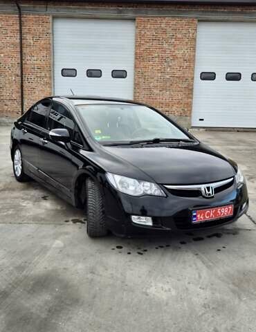 Черный Хонда Цивик, объемом двигателя 1.3 л и пробегом 197 тыс. км за 6600 $, фото 4 на Automoto.ua