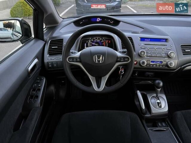 Черный Хонда Цивик, объемом двигателя 1.3 л и пробегом 297 тыс. км за 7999 $, фото 33 на Automoto.ua