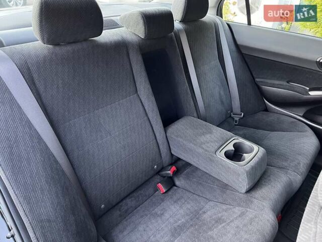 Черный Хонда Цивик, объемом двигателя 1.3 л и пробегом 297 тыс. км за 7999 $, фото 28 на Automoto.ua