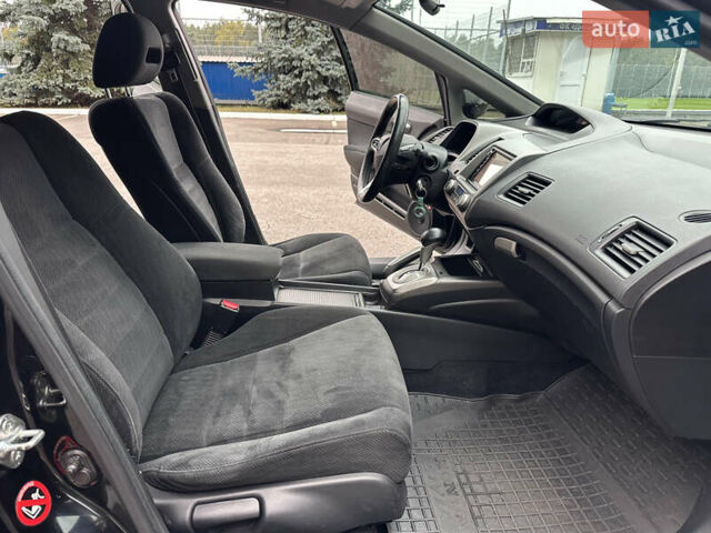 Чорний Хонда Сівік, об'ємом двигуна 1.3 л та пробігом 240 тис. км за 7300 $, фото 33 на Automoto.ua