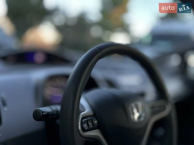 Черный Хонда Цивик, объемом двигателя 1.3 л и пробегом 297 тыс. км за 7999 $, фото 50 на Automoto.ua