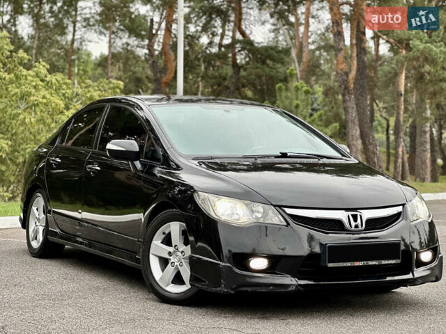 Чорний Хонда Сівік, об'ємом двигуна 1.3 л та пробігом 240 тис. км за 7300 $, фото 1 на Automoto.ua