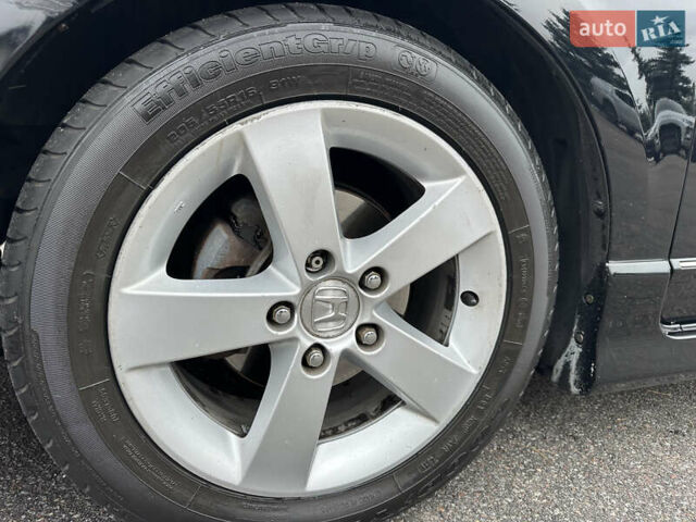 Чорний Хонда Сівік, об'ємом двигуна 1.3 л та пробігом 240 тис. км за 7300 $, фото 17 на Automoto.ua