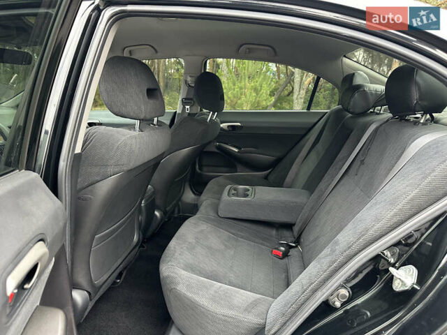 Чорний Хонда Сівік, об'ємом двигуна 1.3 л та пробігом 240 тис. км за 6800 $, фото 24 на Automoto.ua
