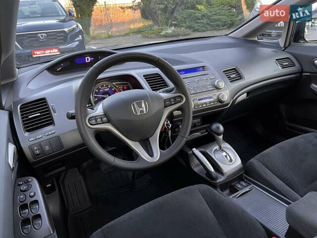 Черный Хонда Цивик, объемом двигателя 1.3 л и пробегом 297 тыс. км за 7999 $, фото 35 на Automoto.ua