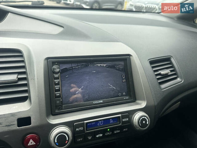 Чорний Хонда Сівік, об'ємом двигуна 1.3 л та пробігом 240 тис. км за 7300 $, фото 39 на Automoto.ua