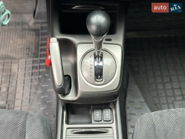 Чорний Хонда Сівік, об'ємом двигуна 1.3 л та пробігом 240 тис. км за 6800 $, фото 25 на Automoto.ua