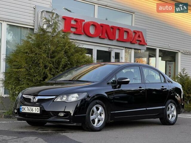 Черный Хонда Цивик, объемом двигателя 1.3 л и пробегом 297 тыс. км за 7999 $, фото 8 на Automoto.ua