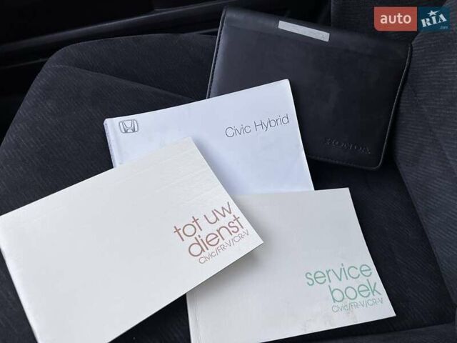 Черный Хонда Цивик, объемом двигателя 1.3 л и пробегом 297 тыс. км за 7999 $, фото 57 на Automoto.ua