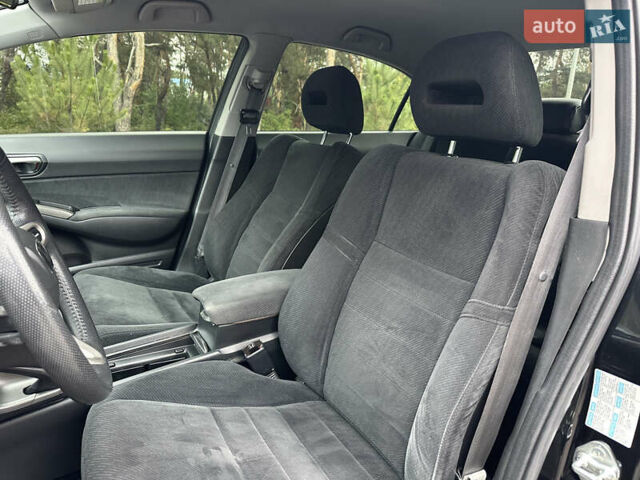 Чорний Хонда Сівік, об'ємом двигуна 1.3 л та пробігом 240 тис. км за 6800 $, фото 20 на Automoto.ua