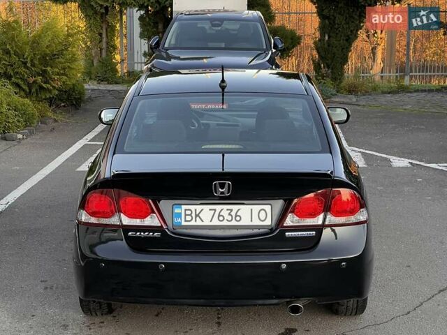 Черный Хонда Цивик, объемом двигателя 1.3 л и пробегом 297 тыс. км за 7999 $, фото 14 на Automoto.ua