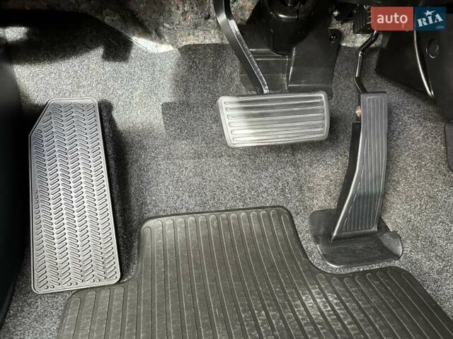 Черный Хонда Цивик, объемом двигателя 1.8 л и пробегом 58 тыс. км за 12220 $, фото 32 на Automoto.ua