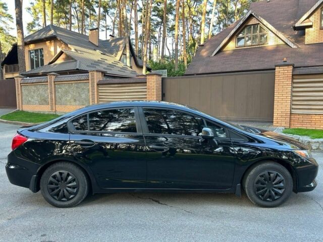 Черный Хонда Цивик, объемом двигателя 1.8 л и пробегом 217 тыс. км за 6500 $, фото 5 на Automoto.ua