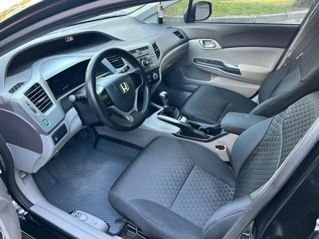 Черный Хонда Цивик, объемом двигателя 1.8 л и пробегом 217 тыс. км за 6500 $, фото 20 на Automoto.ua