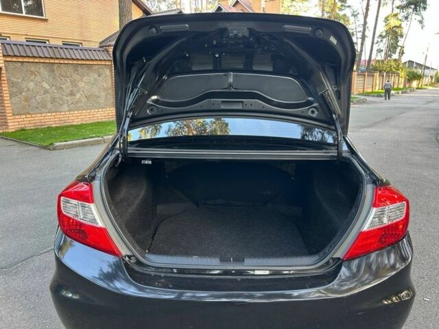 Черный Хонда Цивик, объемом двигателя 1.8 л и пробегом 217 тыс. км за 6500 $, фото 14 на Automoto.ua