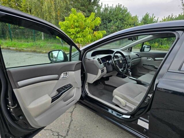 Хонда Цивик 2012 в Хмельницком на Automoto.ua Черный Хонда Цивик, объемом двигателя 1.8 л и пробегом 172 тыс. км за 9999 $, фото 8 на Automoto.ua
