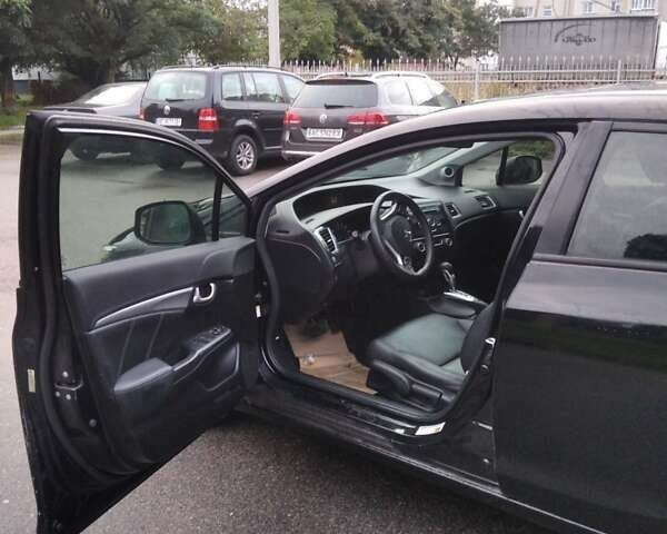 Черный Хонда Цивик, объемом двигателя 1.8 л и пробегом 64 тыс. км за 11800 $, фото 6 на Automoto.ua