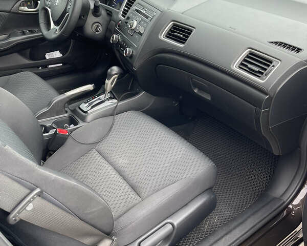Черный Хонда Цивик, объемом двигателя 1.8 л и пробегом 240 тыс. км за 9400 $, фото 11 на Automoto.ua