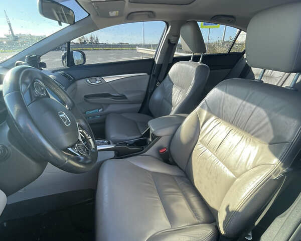 Черный Хонда Цивик, объемом двигателя 1.8 л и пробегом 126 тыс. км за 12000 $, фото 12 на Automoto.ua