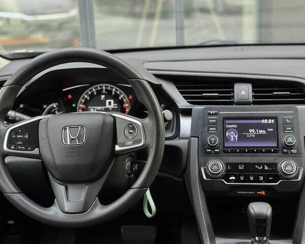 Черный Хонда Цивик, объемом двигателя 2 л и пробегом 125 тыс. км за 12500 $, фото 10 на Automoto.ua