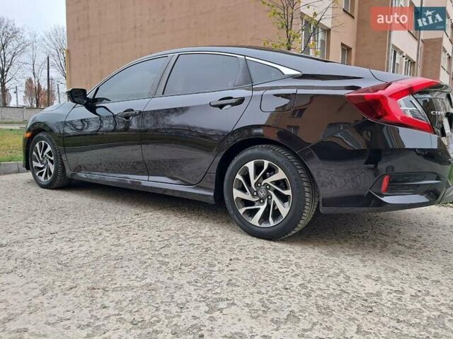 Черный Хонда Цивик, объемом двигателя 2 л и пробегом 107 тыс. км за 13500 $, фото 4 на Automoto.ua