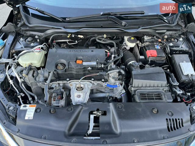 Черный Хонда Цивик, объемом двигателя 2 л и пробегом 129 тыс. км за 12300 $, фото 8 на Automoto.ua