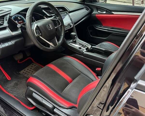 Черный Хонда Цивик, объемом двигателя 2 л и пробегом 107 тыс. км за 13500 $, фото 12 на Automoto.ua