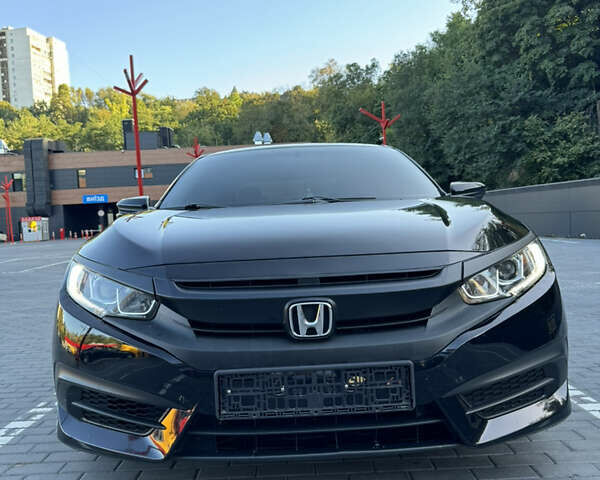 Черный Хонда Цивик, объемом двигателя 2 л и пробегом 116 тыс. км за 13500 $, фото 7 на Automoto.ua