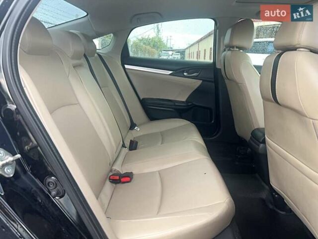 Черный Хонда Цивик, объемом двигателя 1.5 л и пробегом 139 тыс. км за 3200 $, фото 5 на Automoto.ua