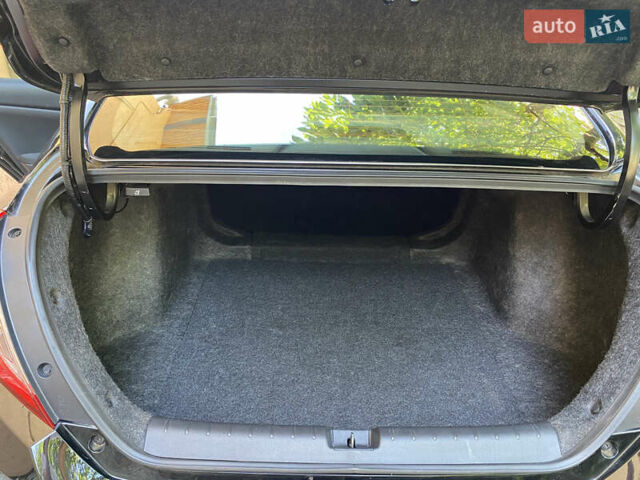 Чорний Хонда Сівік, об'ємом двигуна 2 л та пробігом 75 тис. км за 16000 $, фото 4 на Automoto.ua