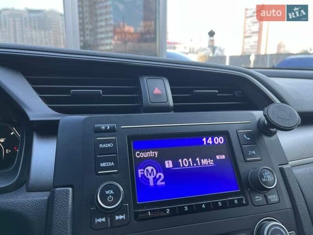 Черный Хонда Цивик, объемом двигателя 2 л и пробегом 150 тыс. км за 11990 $, фото 23 на Automoto.ua