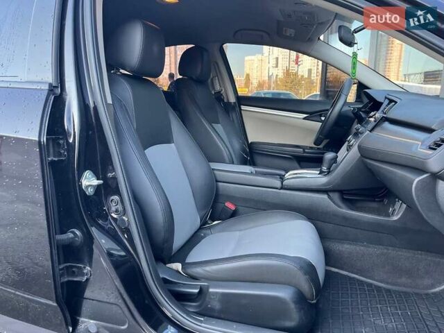 Черный Хонда Цивик, объемом двигателя 2 л и пробегом 150 тыс. км за 11990 $, фото 11 на Automoto.ua