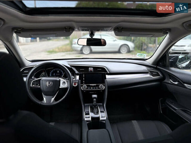 Черный Хонда Цивик, объемом двигателя 1.5 л и пробегом 170 тыс. км за 12500 $, фото 6 на Automoto.ua