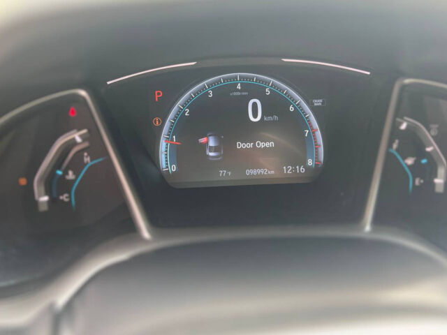 Чорний Хонда Сівік, об'ємом двигуна 2 л та пробігом 99 тис. км за 13100 $, фото 11 на Automoto.ua