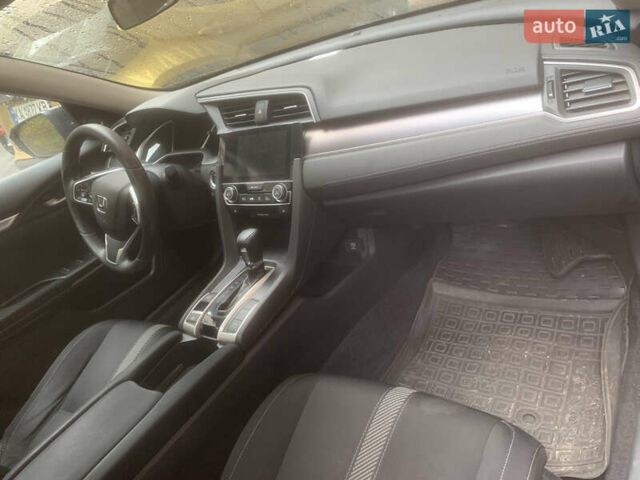 Черный Хонда Цивик, объемом двигателя 1.5 л и пробегом 76 тыс. км за 12500 $, фото 7 на Automoto.ua