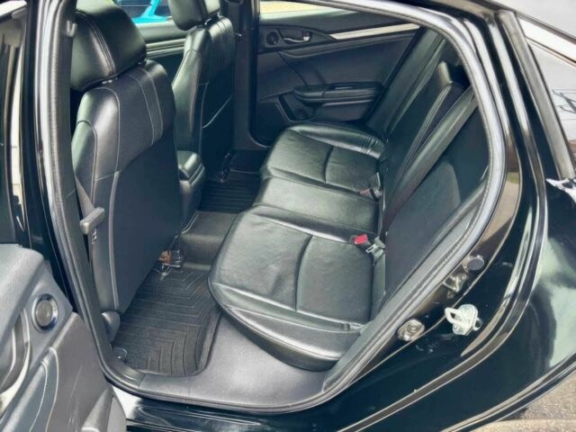 Черный Хонда Цивик, объемом двигателя 1.5 л и пробегом 58 тыс. км за 12500 $, фото 11 на Automoto.ua