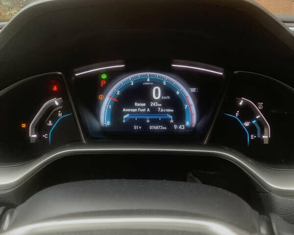 Черный Хонда Цивик, объемом двигателя 1.5 л и пробегом 76 тыс. км за 12500 $, фото 5 на Automoto.ua