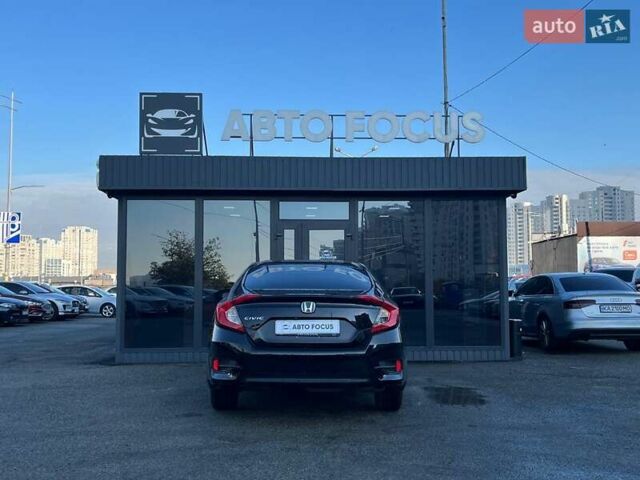 Черный Хонда Цивик, объемом двигателя 2 л и пробегом 150 тыс. км за 12490 $, фото 6 на Automoto.ua