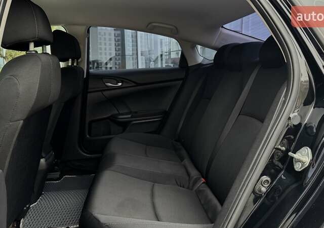 Черный Хонда Цивик, объемом двигателя 2 л и пробегом 153 тыс. км за 12491 $, фото 17 на Automoto.ua