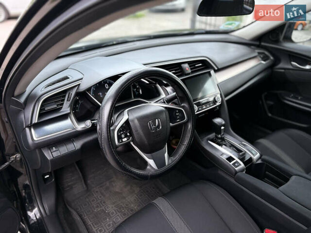 Черный Хонда Цивик, объемом двигателя 1.5 л и пробегом 170 тыс. км за 12500 $, фото 5 на Automoto.ua