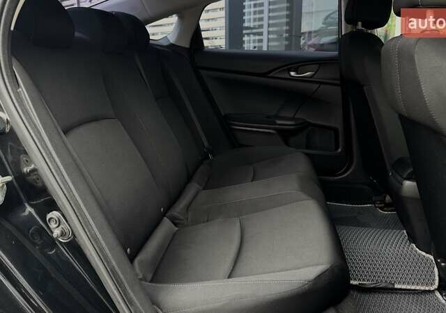 Черный Хонда Цивик, объемом двигателя 2 л и пробегом 153 тыс. км за 12491 $, фото 14 на Automoto.ua