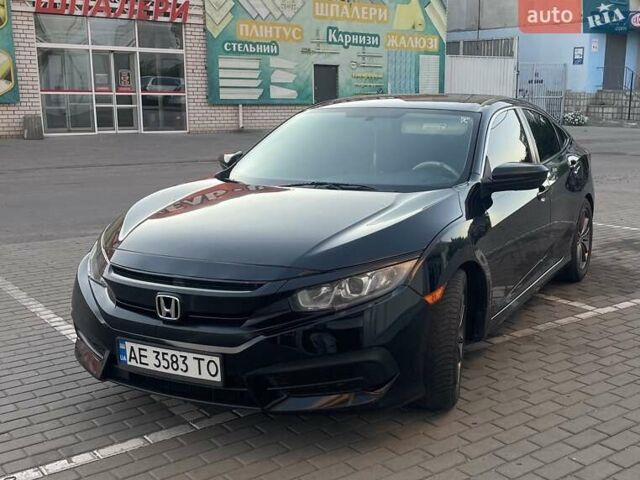 Черный Хонда Цивик, объемом двигателя 2 л и пробегом 95 тыс. км за 15000 $, фото 5 на Automoto.ua