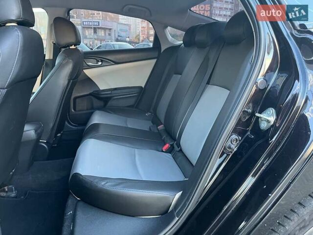 Черный Хонда Цивик, объемом двигателя 2 л и пробегом 150 тыс. км за 12490 $, фото 9 на Automoto.ua