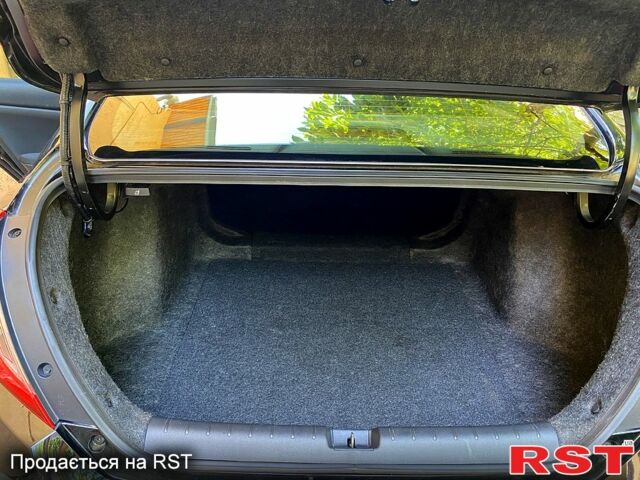 Чорний Хонда Сівік, об'ємом двигуна 2 л та пробігом 75 тис. км за 16000 $, фото 3 на Automoto.ua