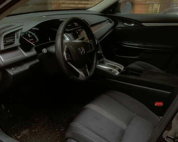 Черный Хонда Цивик, объемом двигателя 1.5 л и пробегом 76 тыс. км за 12500 $, фото 4 на Automoto.ua