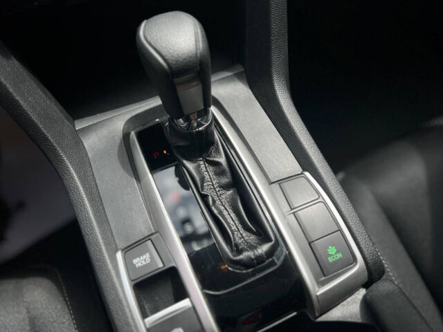 Чорний Хонда Сівік, об'ємом двигуна 2 л та пробігом 99 тис. км за 13100 $, фото 13 на Automoto.ua