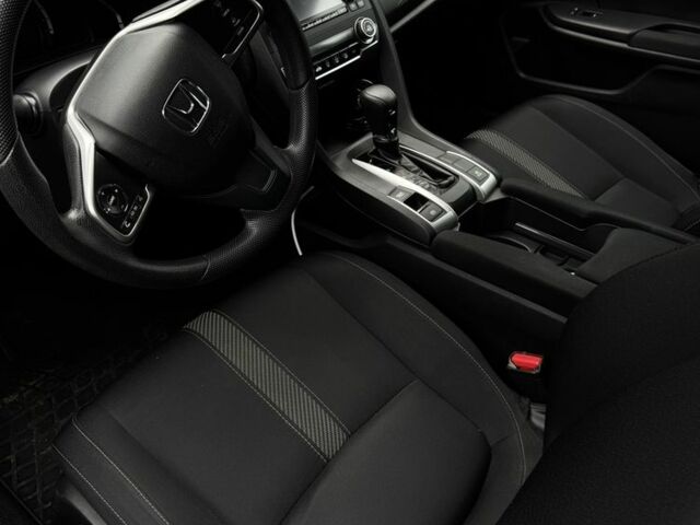 Черный Хонда Цивик, объемом двигателя 2 л и пробегом 140 тыс. км за 14000 $, фото 8 на Automoto.ua