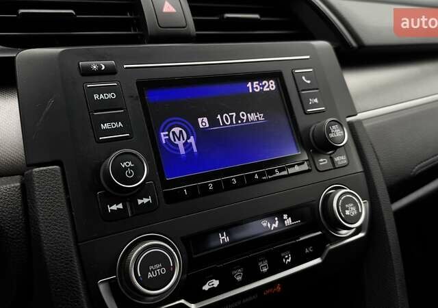 Черный Хонда Цивик, объемом двигателя 2 л и пробегом 153 тыс. км за 12491 $, фото 29 на Automoto.ua