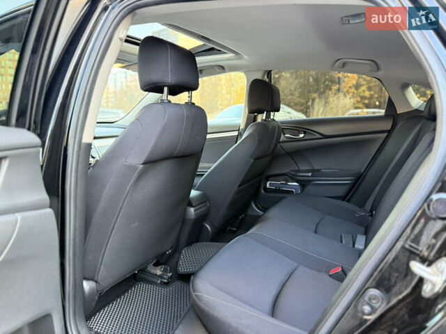 Черный Хонда Цивик, объемом двигателя 1.6 л и пробегом 56 тыс. км за 13500 $, фото 34 на Automoto.ua