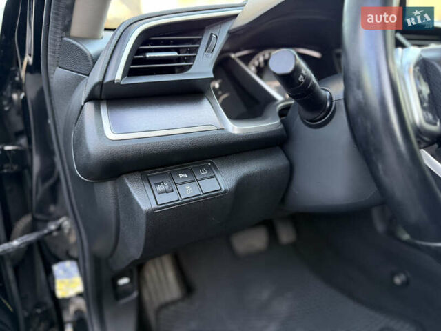 Черный Хонда Цивик, объемом двигателя 1.6 л и пробегом 56 тыс. км за 13500 $, фото 23 на Automoto.ua